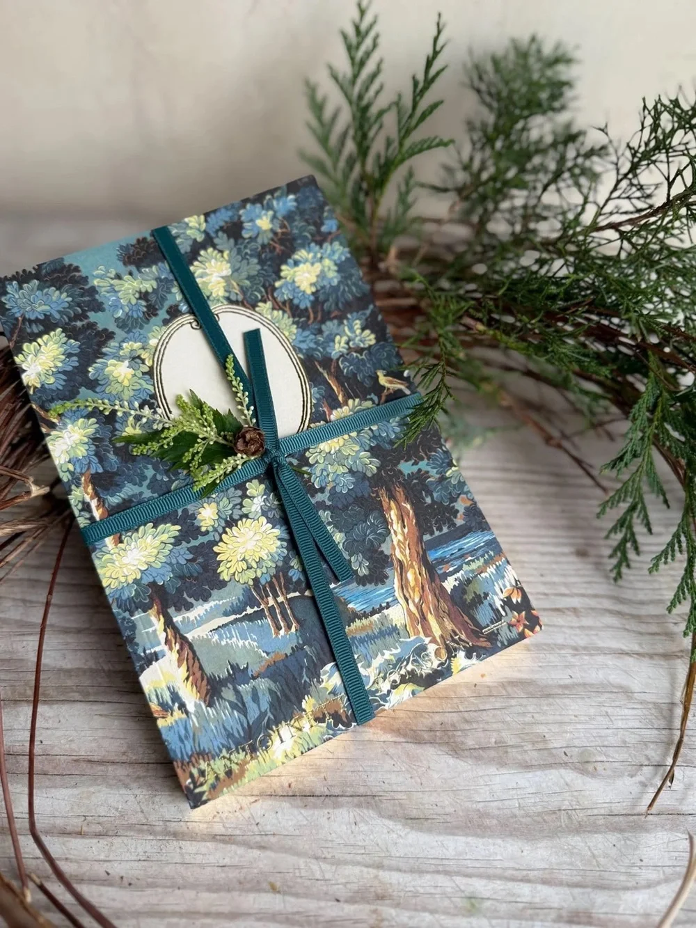 NWT Antoinette Poisson Joli Bois French Domino Paper Notebook Made in France